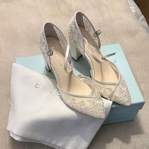 Bella Belle White Lace Women Bridal Shoes - NEVER WORN